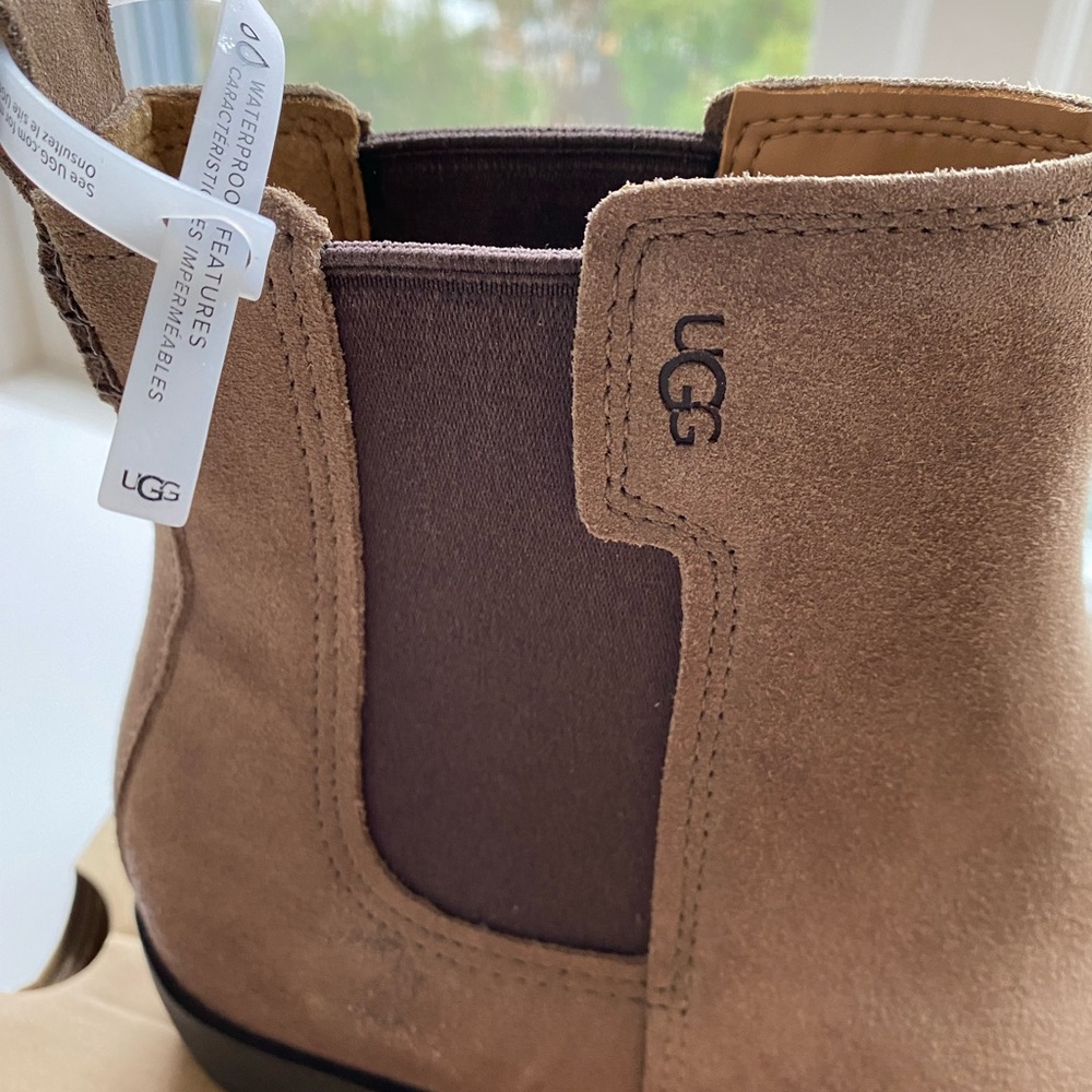 Ladies Ugg Emmeth suede boots size 9